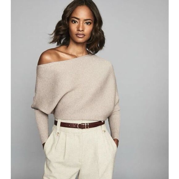 Reiss Sweaters - Reiss Lorna Asymmetric Draped Knitted Off Shoulder Jumper Sweater in Stone Small